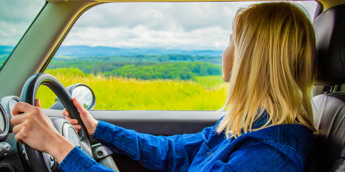 Expats in the UK: Top Reasons to Consider Long-Term Car Rentals in 2024